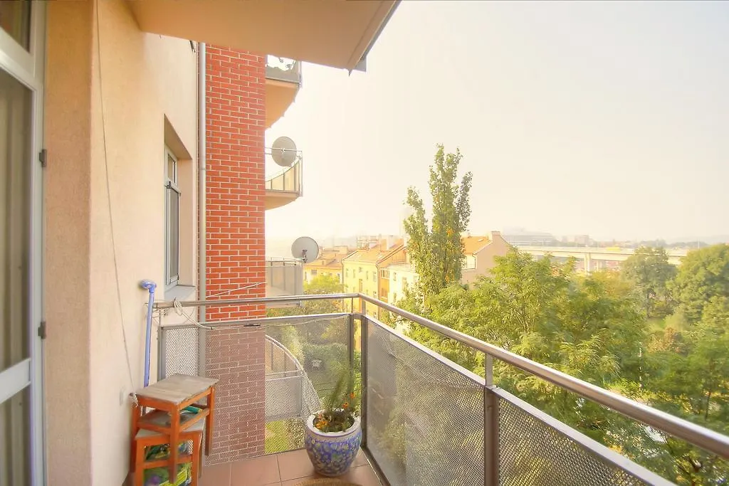 براغ Zvonarka Apartment